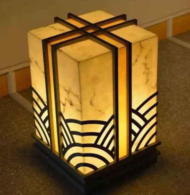 和布克赛尔柱头灯